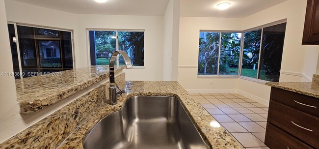 Building Photo - 9220 NW 9th Pl