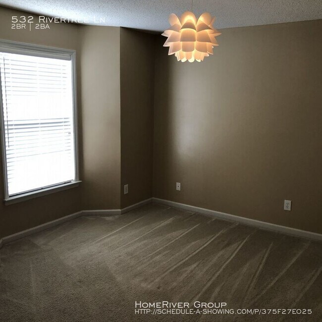 Building Photo - 532 Rivertree Ln