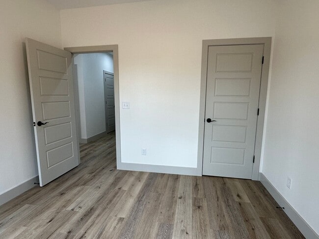 Building Photo - BRAND NEW 4 BED 3 BATH in WAYNESVILLE