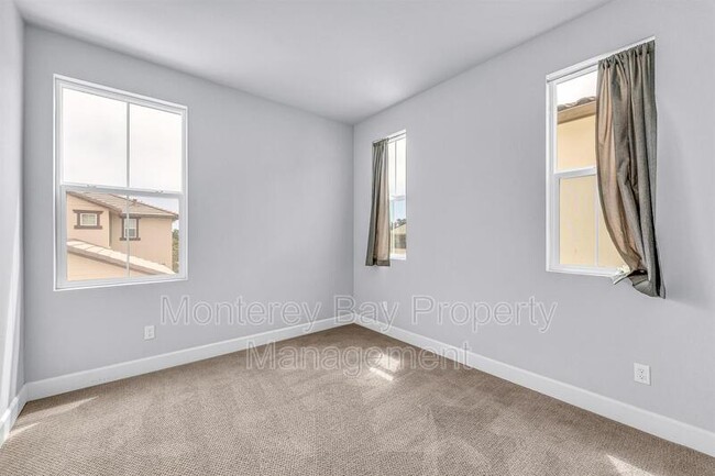 Building Photo - 589 Rosa Monte Wy