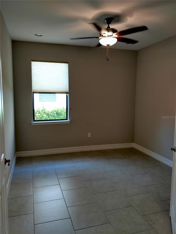 Building Photo - 654 Resolute Ln
