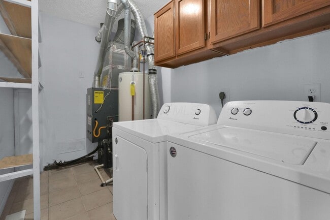 Building Photo - 2909 Princeville Dr