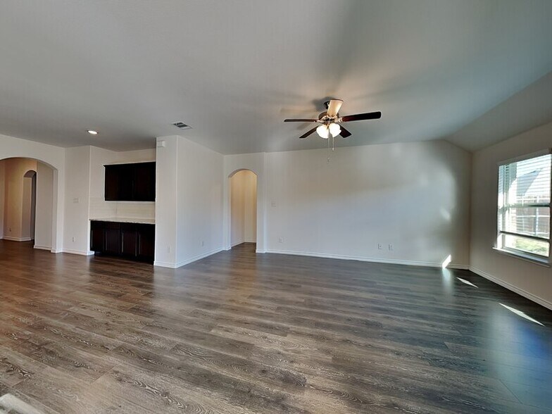 Building Photo - 148 Whitetail Wy