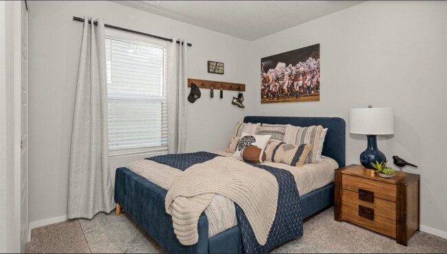 Building Photo - 141 N Legacy Flts Rd