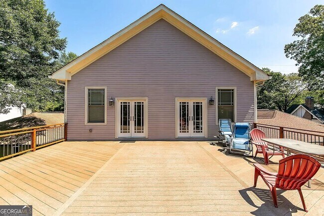 Building Photo - 1282 Monroe Dr NE