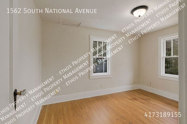 Building Photo - 1562 S National Ave
