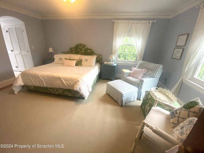 Building Photo - 1008 Electric St