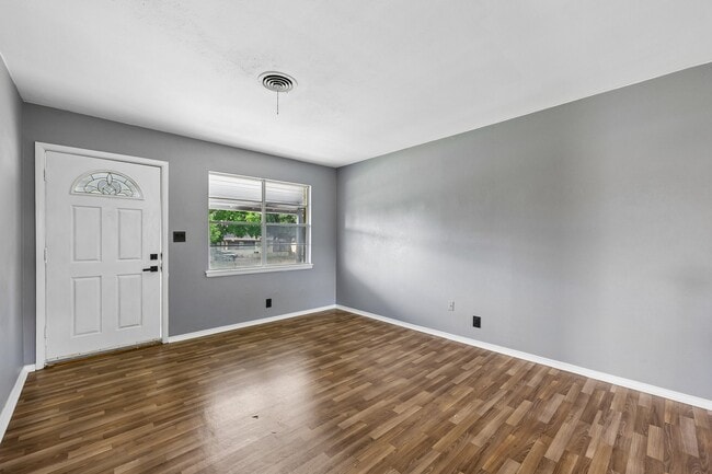 Building Photo - 7940 Chaparral Dr