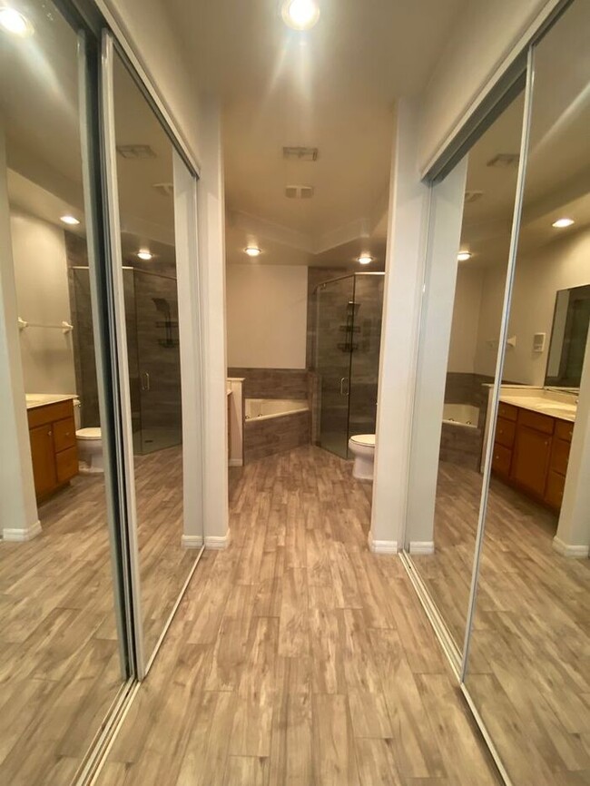 Building Photo - 3bed/2.5bath Townhome for Rent in Beautifu...