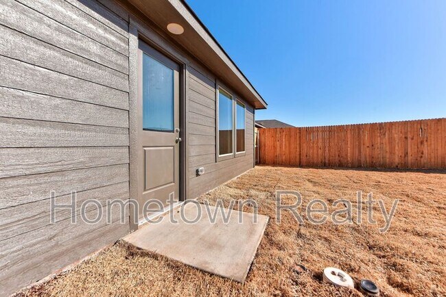 Building Photo - 9729 NW 124th St