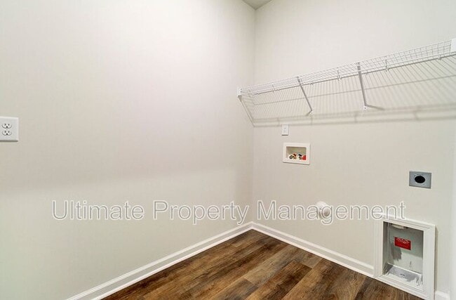 Building Photo - 4554 Parsons Mill Dr