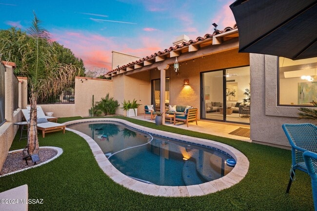 Building Photo - 841 Camino Corrida