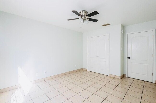 Building Photo - 1752 Tiara Trail