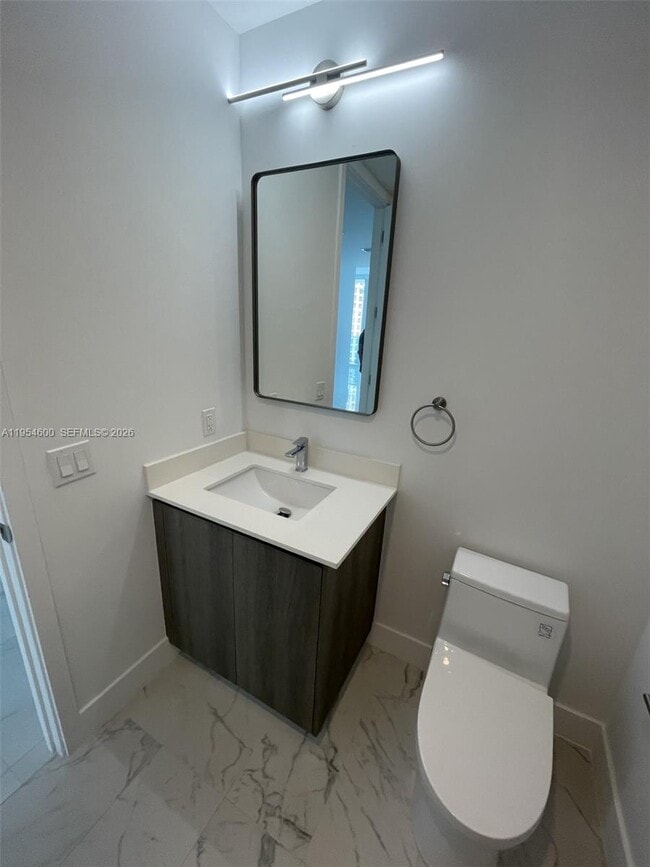 Building Photo - 17550 Collins Ave