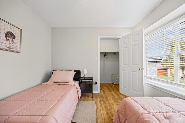 Building Photo - 5006 Acorn Grove Ct