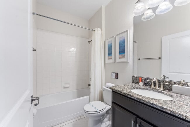 Building Photo - 4702 Sleepy Hollow Dr