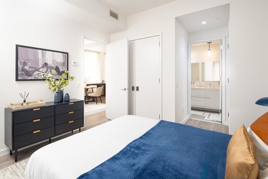 Building Photo - 140 Fulton St