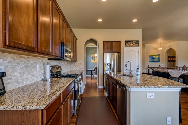 Building Photo - 7868 Renegade Hill Dr