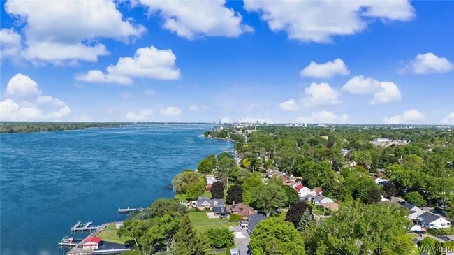 Building Photo - 9326 Rivershore Dr