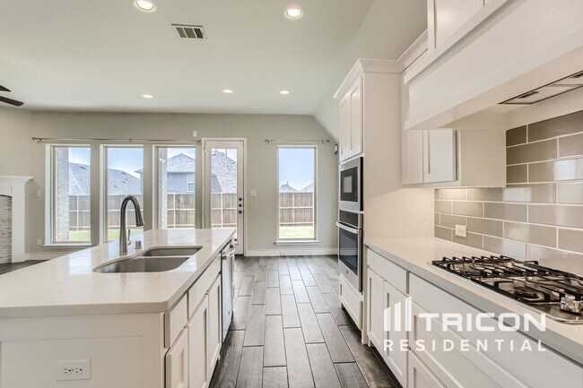 Building Photo - 843 Knoxbridge Rd