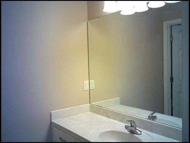 Building Photo - 100 Corbin Cir