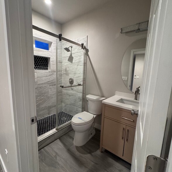 Building Photo - 149 Coolwater Dr