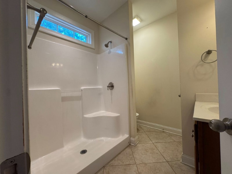 Building Photo - 1854 Juniper Dr