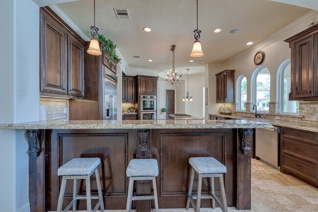Building Photo - 5623 Waters Landing Ln