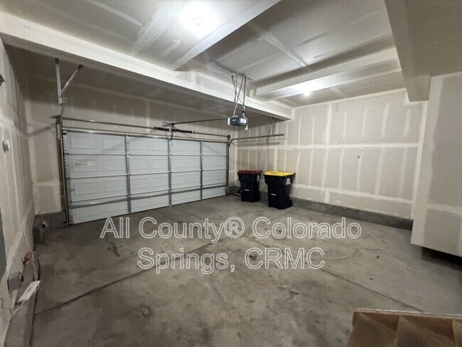 Building Photo - 6471 Weiser Dr