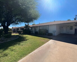 Building Photo - 7417 E Cambridge Ave