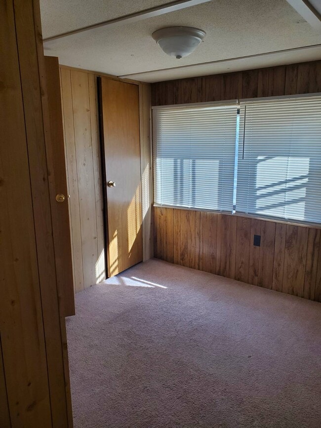 Building Photo - 1101 Andrea Dawn Ln