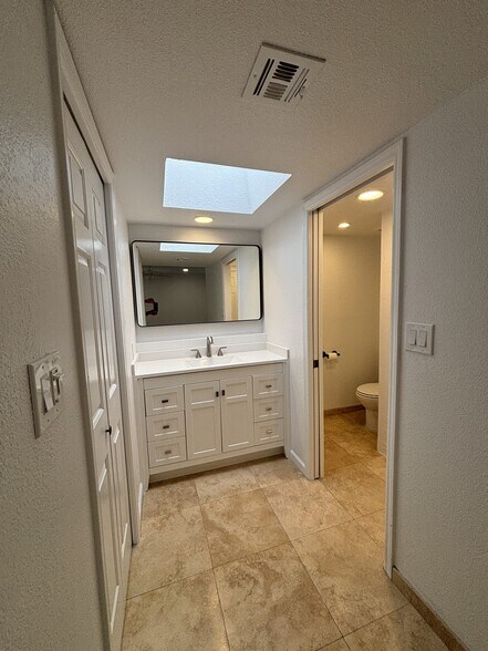 Building Photo - 4910 N 74th St