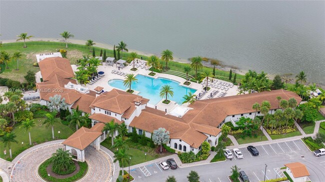 Building Photo - 8555 E Baypoint Cir