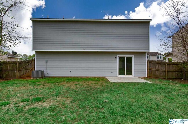 Building Photo - 138 Bayside Ln