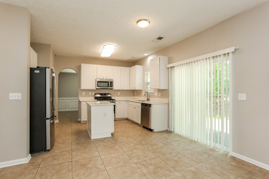 Building Photo - 511 Gables Ct