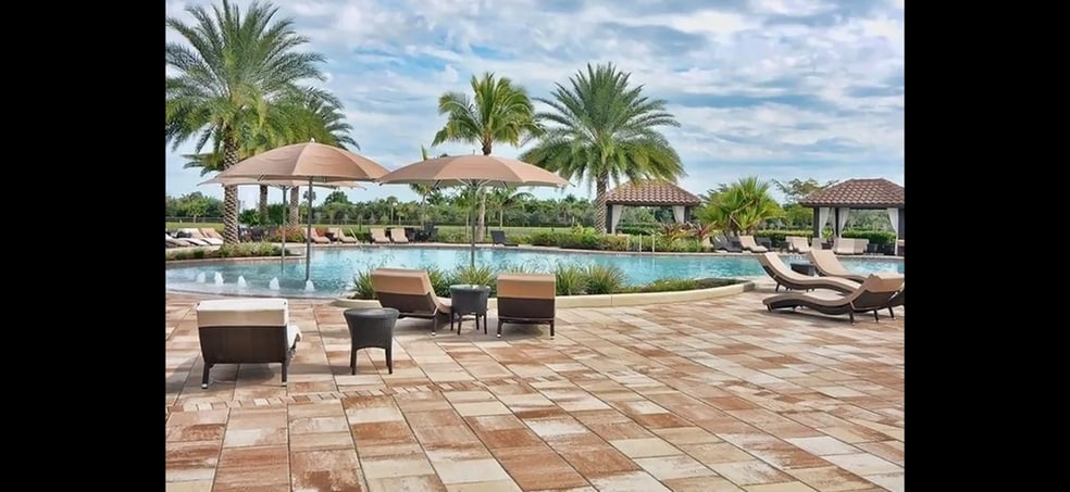 Building Photo - 13555 San Georgio Dr