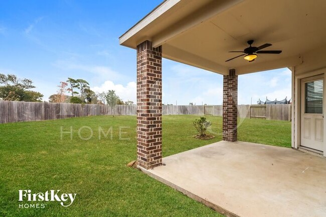 Building Photo - 10107 Stone Briar Dr