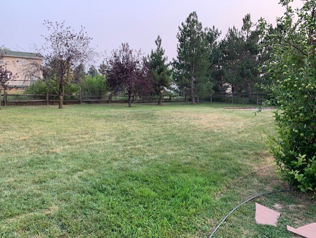 Building Photo - 8058 Centrebridge Dr