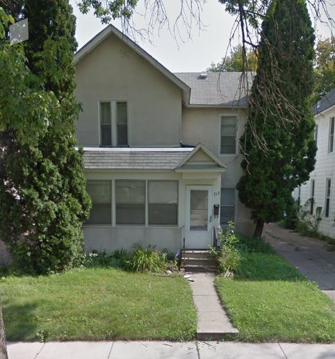 Building Photo - 717 2nd St. NE