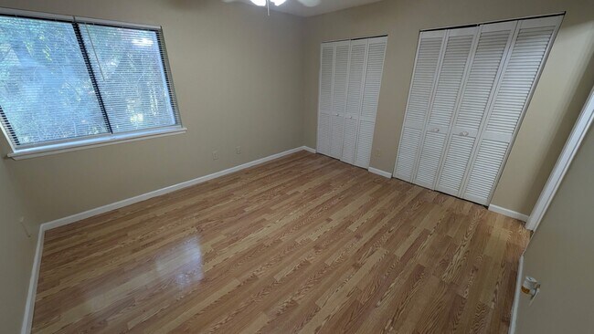 Building Photo - 6369 Holcomb Way