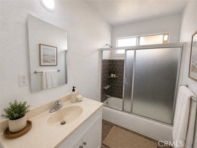 Building Photo - 8706 Parthenia Pl