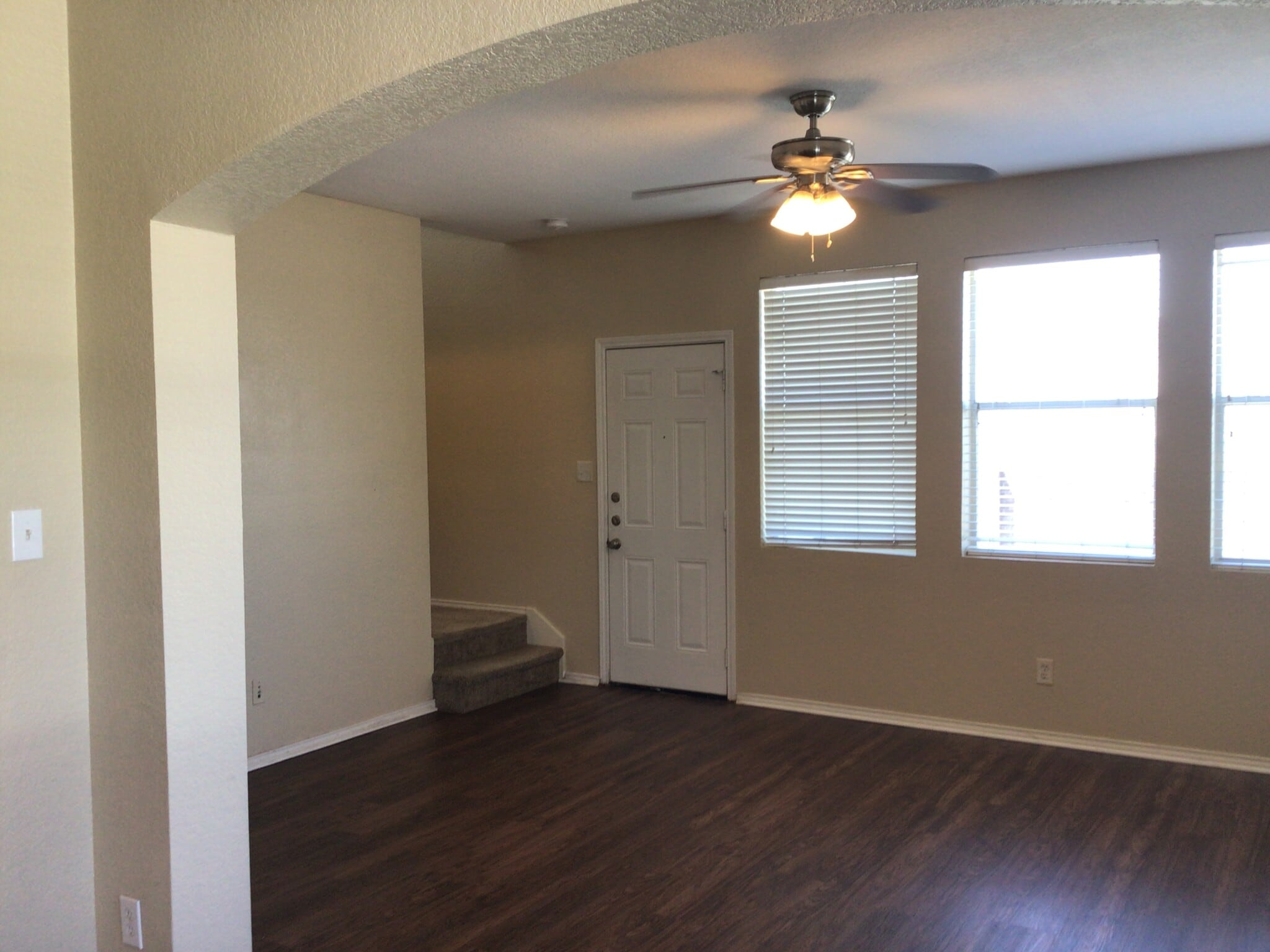 Building Photo - 2623 Basswood Dr