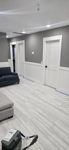 Building Photo - 15 California Way
