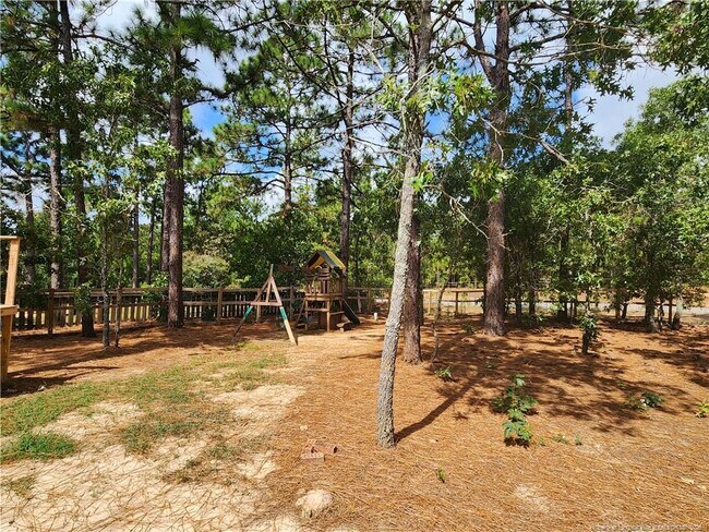 Building Photo - 111 Clearwater Harbor