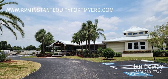 Building Photo - 3-Bedroom Home in North Fort Myers