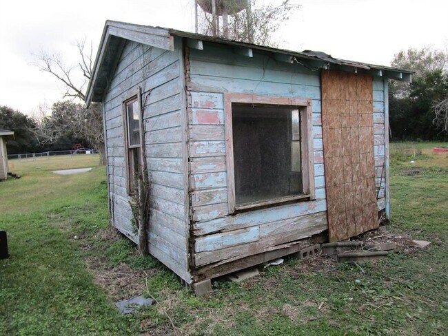 Building Photo - 616 Garrett St