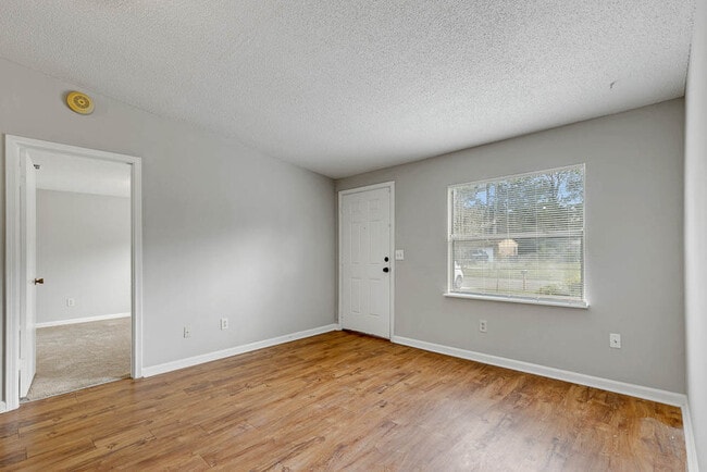 Building Photo - 11034 Key Haven Blvd