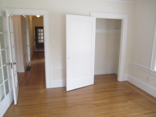 Building Photo - 1305 Cabrillo St