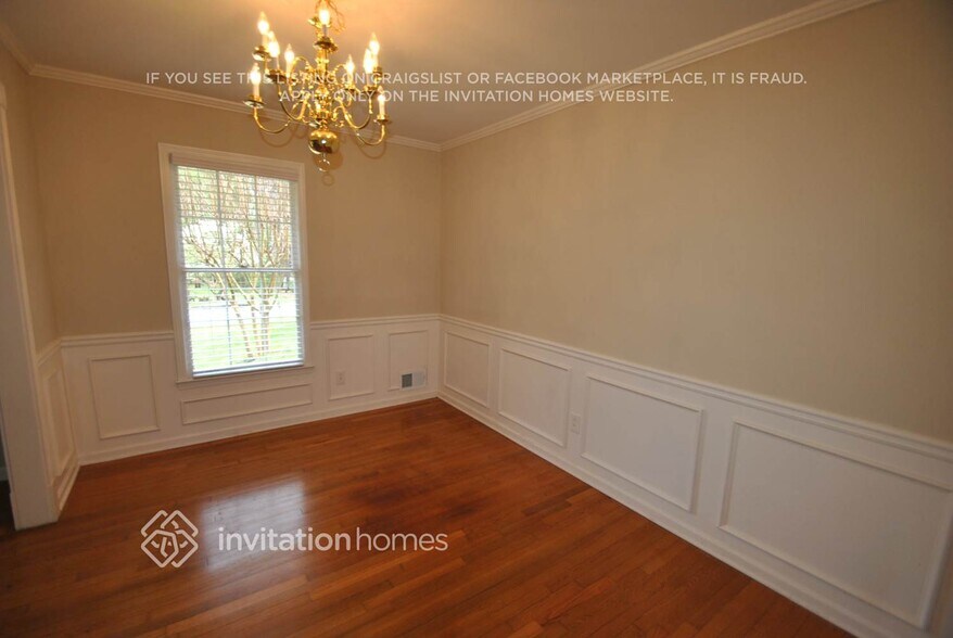 Building Photo - 3098 St Helena Dr