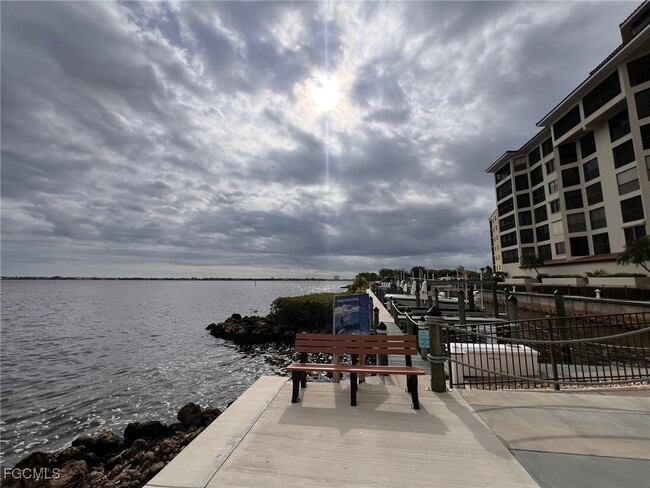 Building Photo - 4015 SE 20th Pl